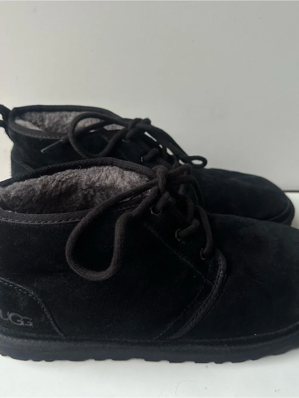 UGG comfortable black